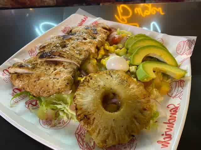 ENSALADA TROPICAL